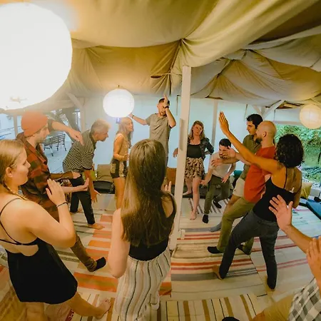 T5 Social * Бухарест