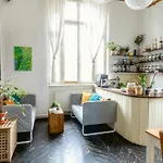 T5 Social * ブカレスト